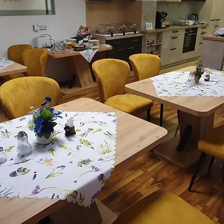 Bed & Breakfast Gaestezimmer Klara *